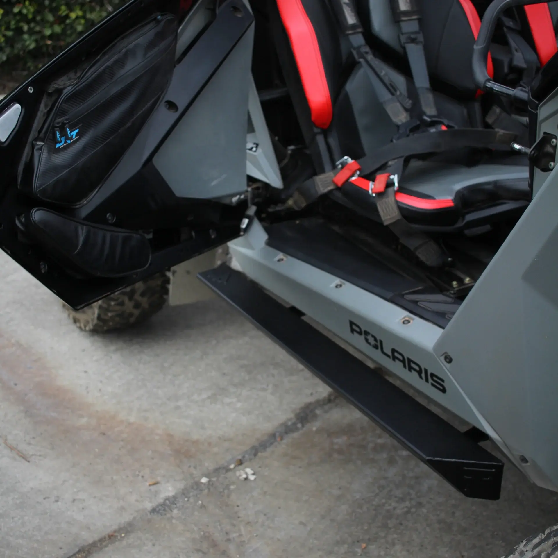 Polaris RZR Pro R / Turbo R / Pro XP 2-Seat Rock Slider Steps — view 4