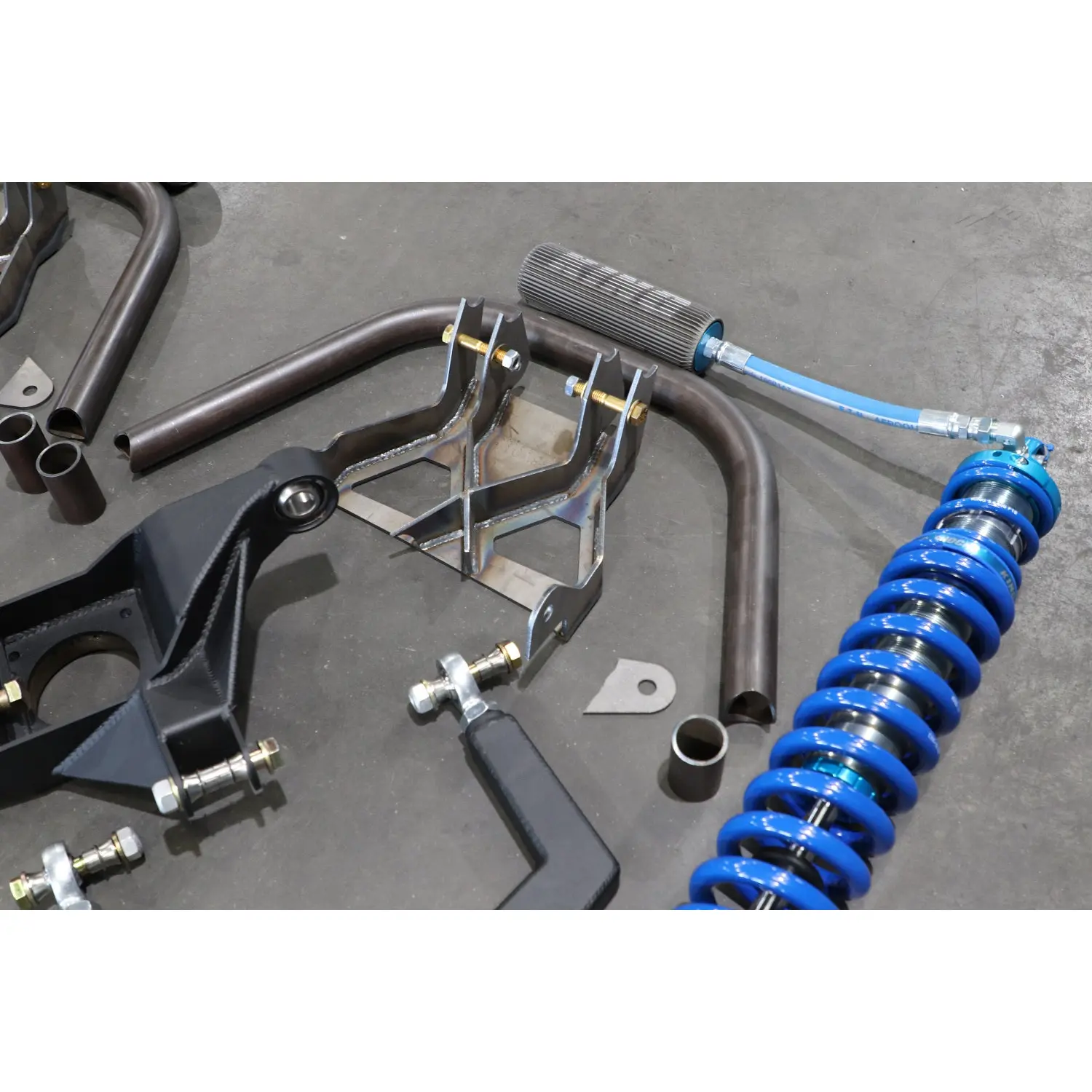 07-21 Tundra 2wd/4wd Race Kit — view 4