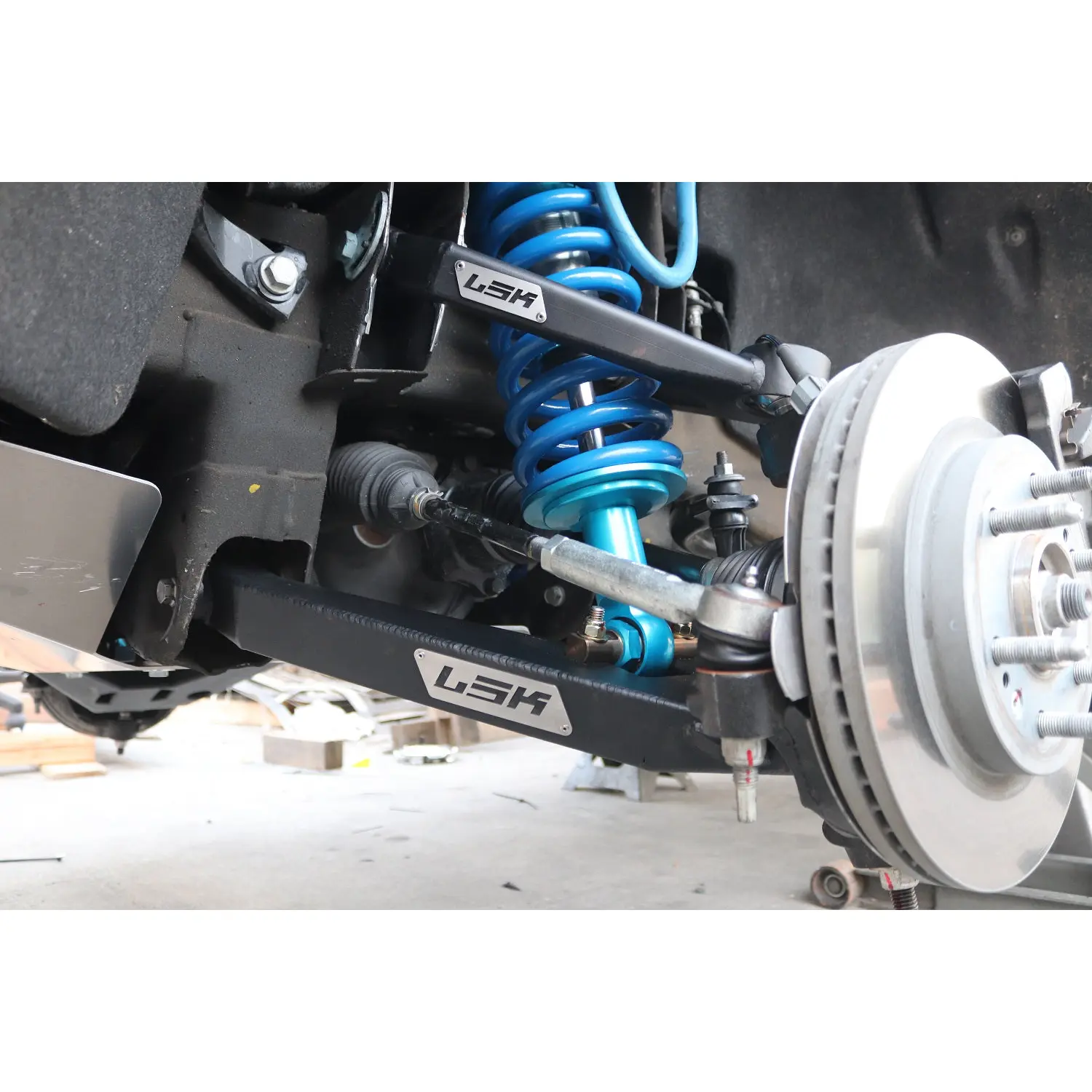 07-18 Chevy/GMC 1500 Lower Control Arms — view 2