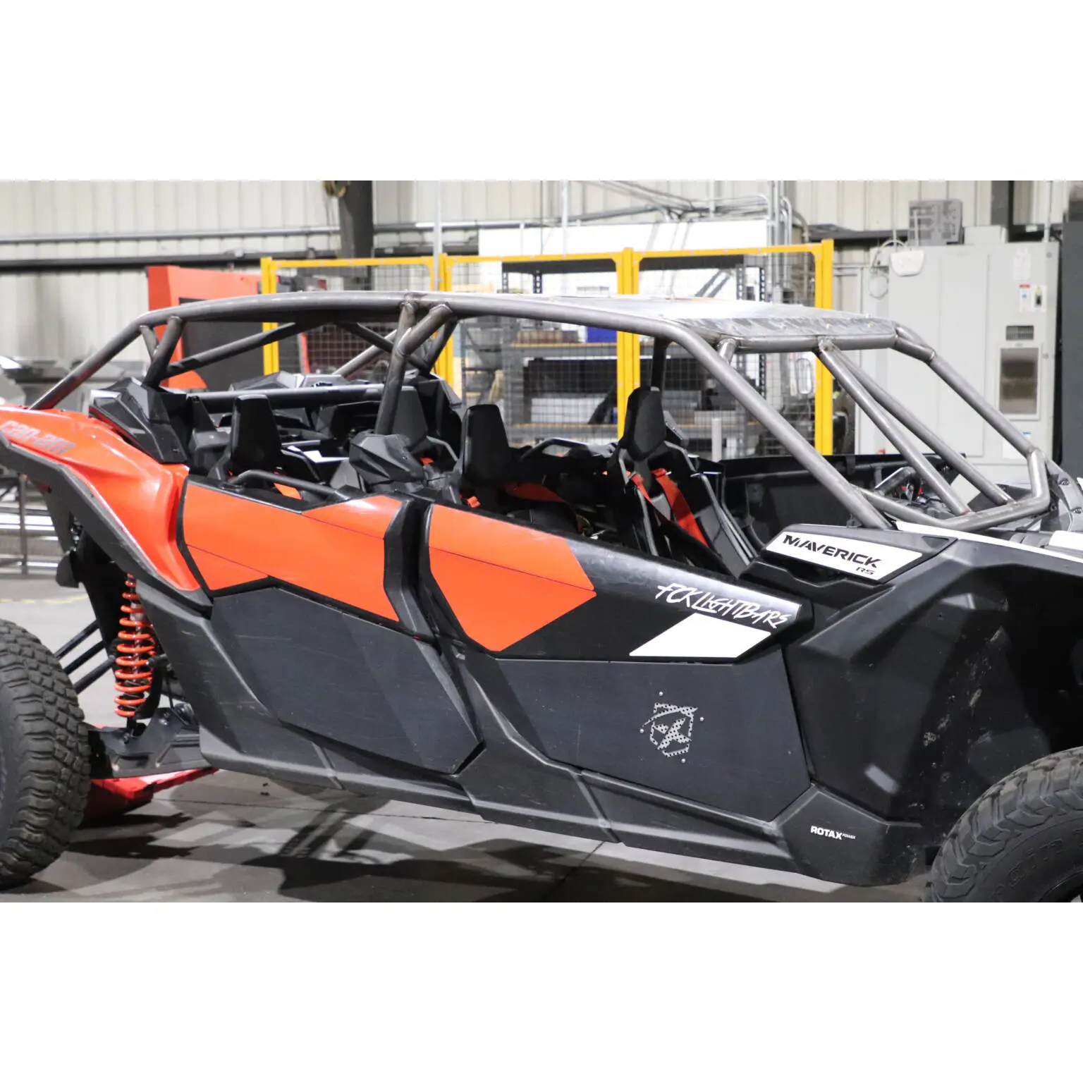 X3 Max - 4 Seat Radius Cage — view 5
