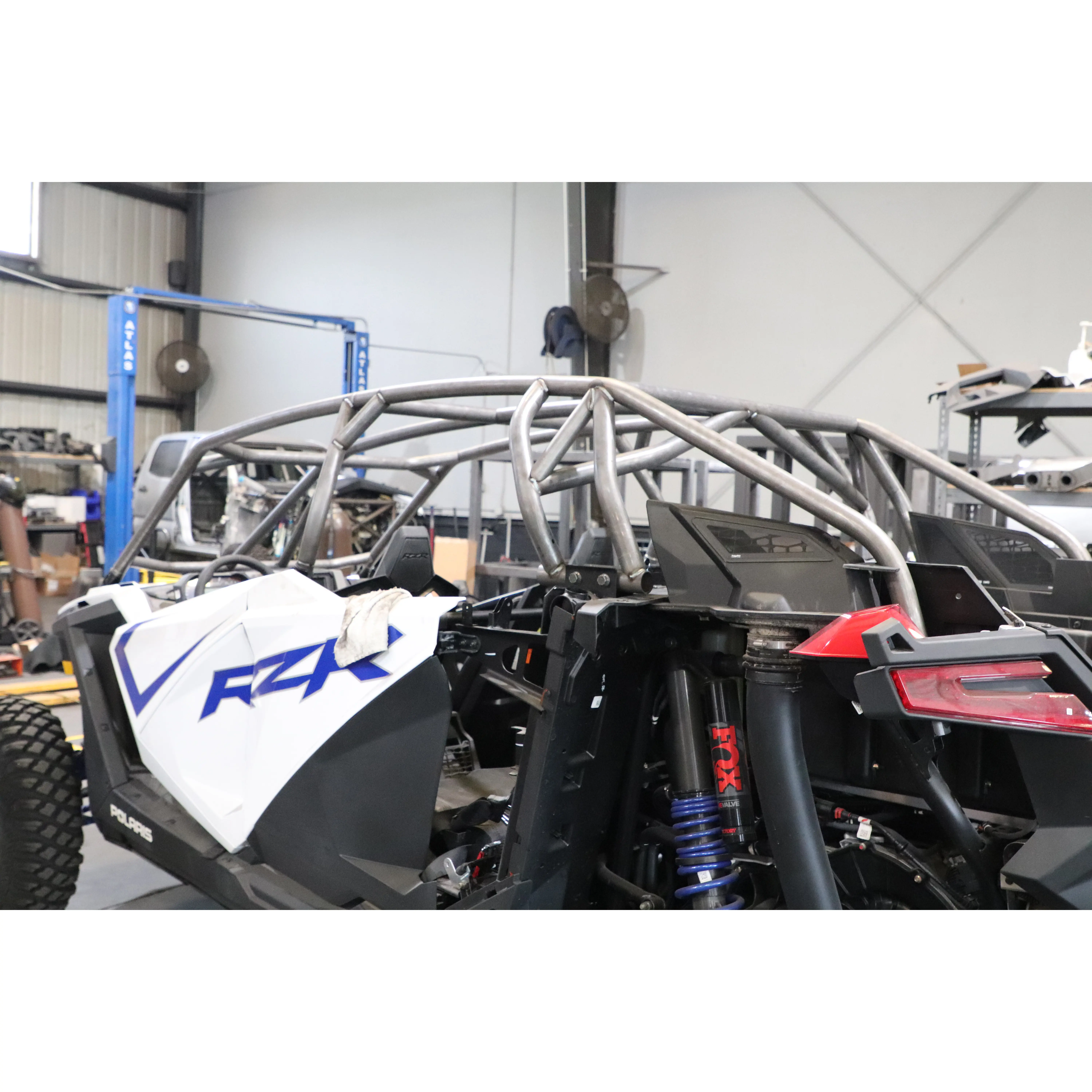 TURBO R / PRO XP - 4 Seat Radius Cage — view 10